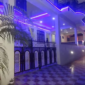 Foreigners Bed & Breakfast Varanasi